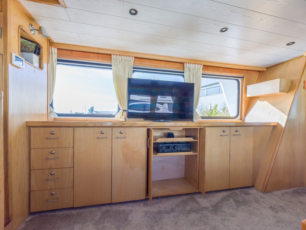 foto: 26 Vripack  Trawler 15.75 