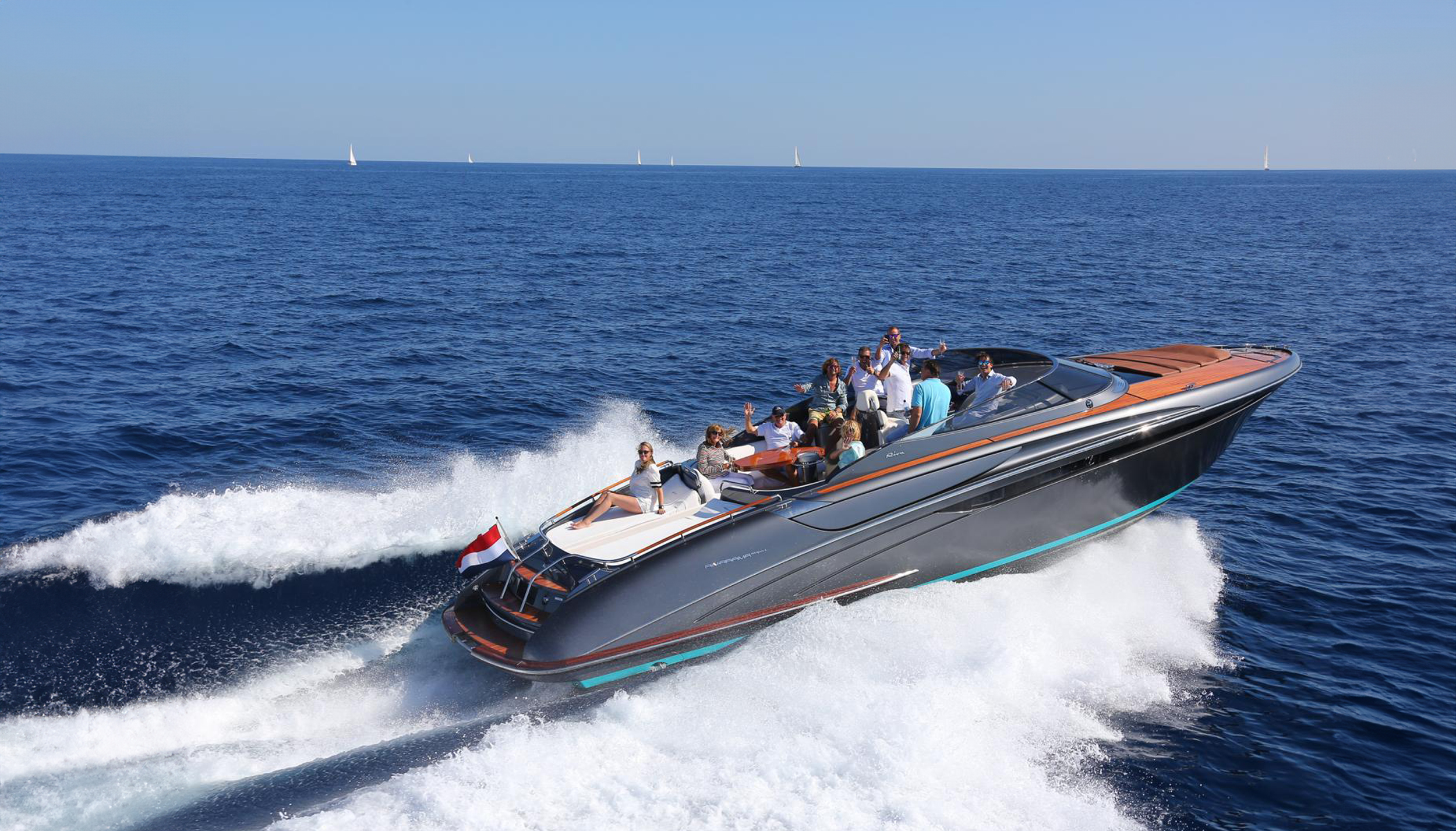 foto: 10 Riva Rivarama 44 #116