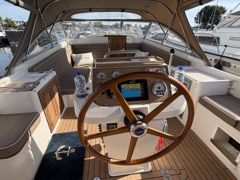 foto: 40 Intender 950 Cabrio