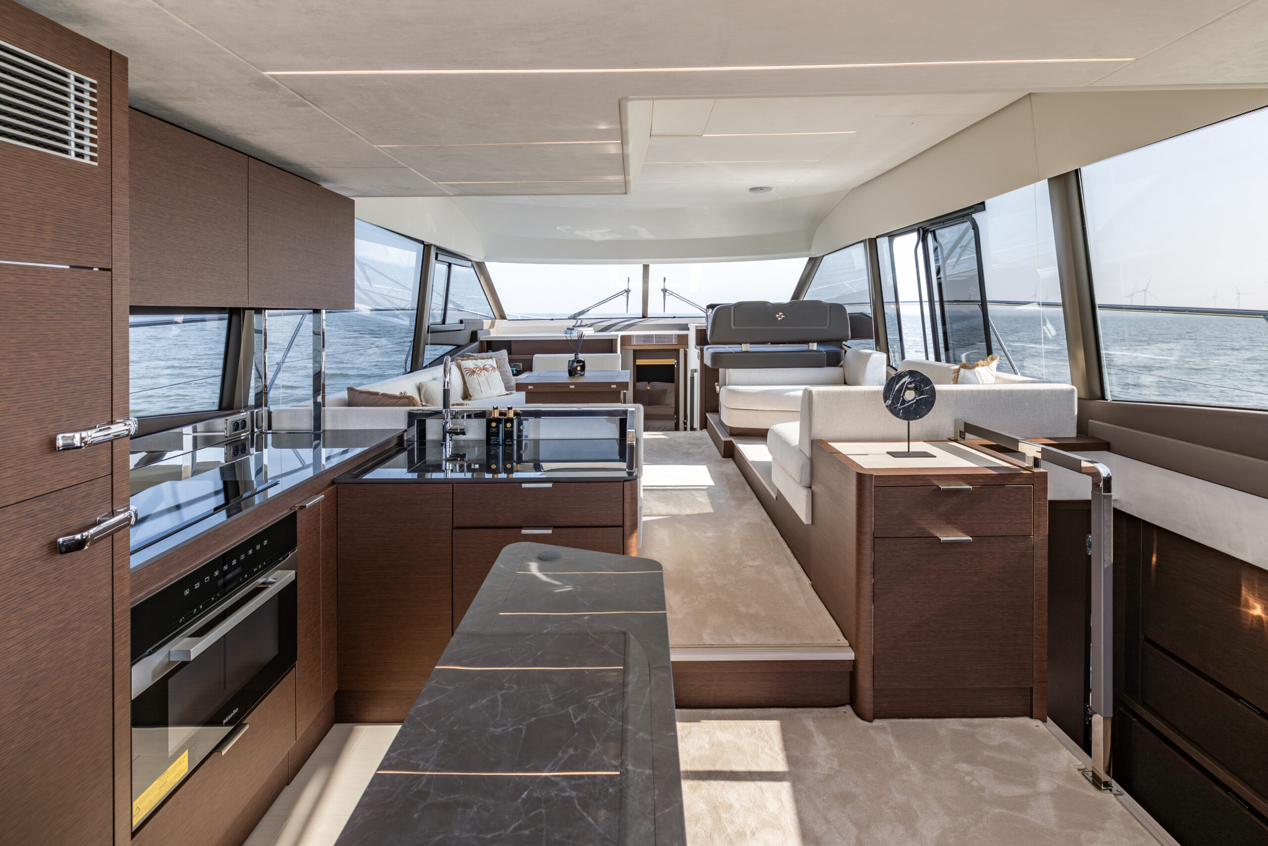 foto: 101 Prestige 590