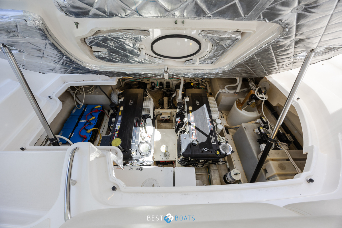 foto: 49 Tiara 4300 Sovran