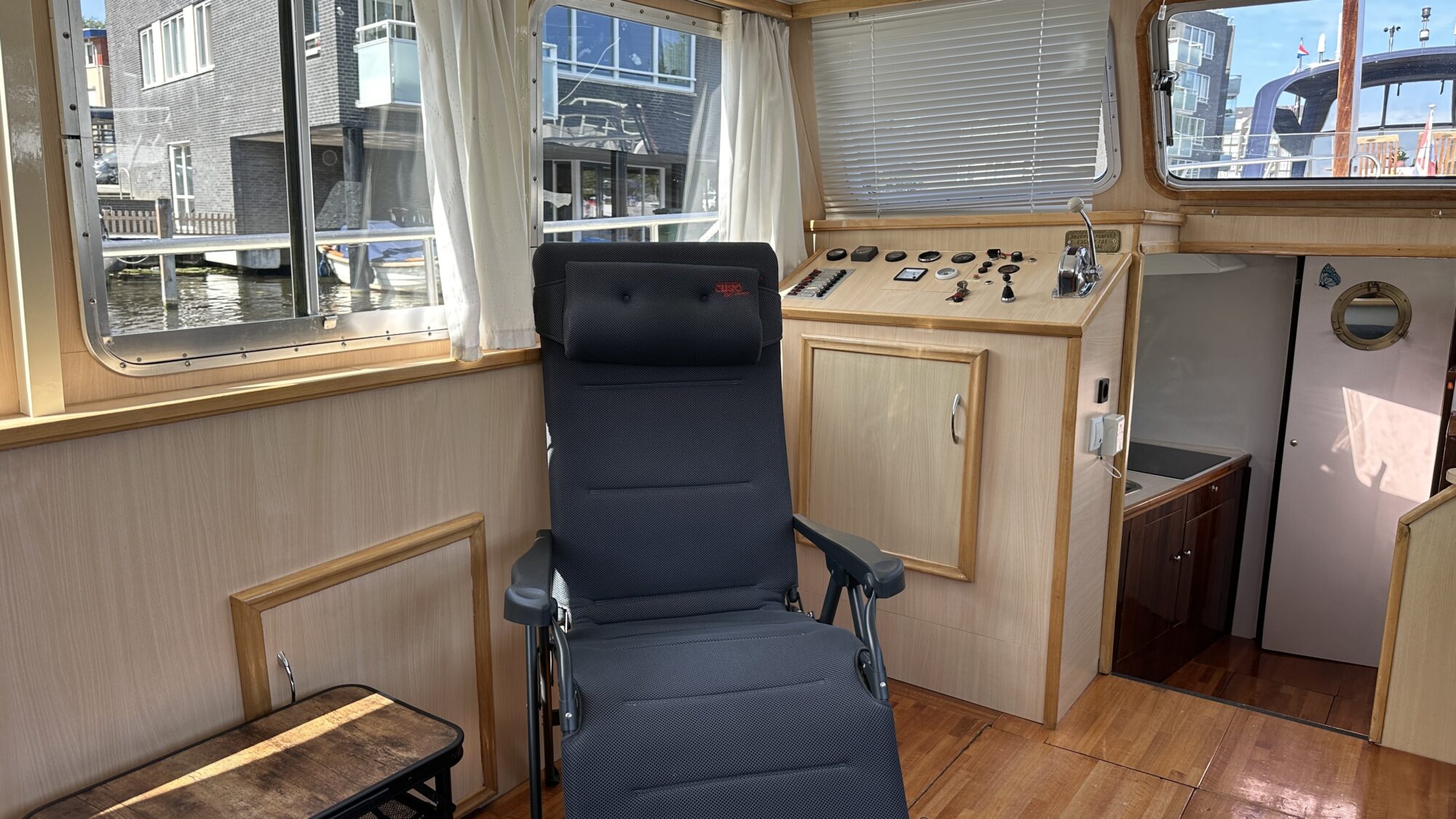 foto: 95 Zwaan Zwaan Kruiser 13.50 AK
