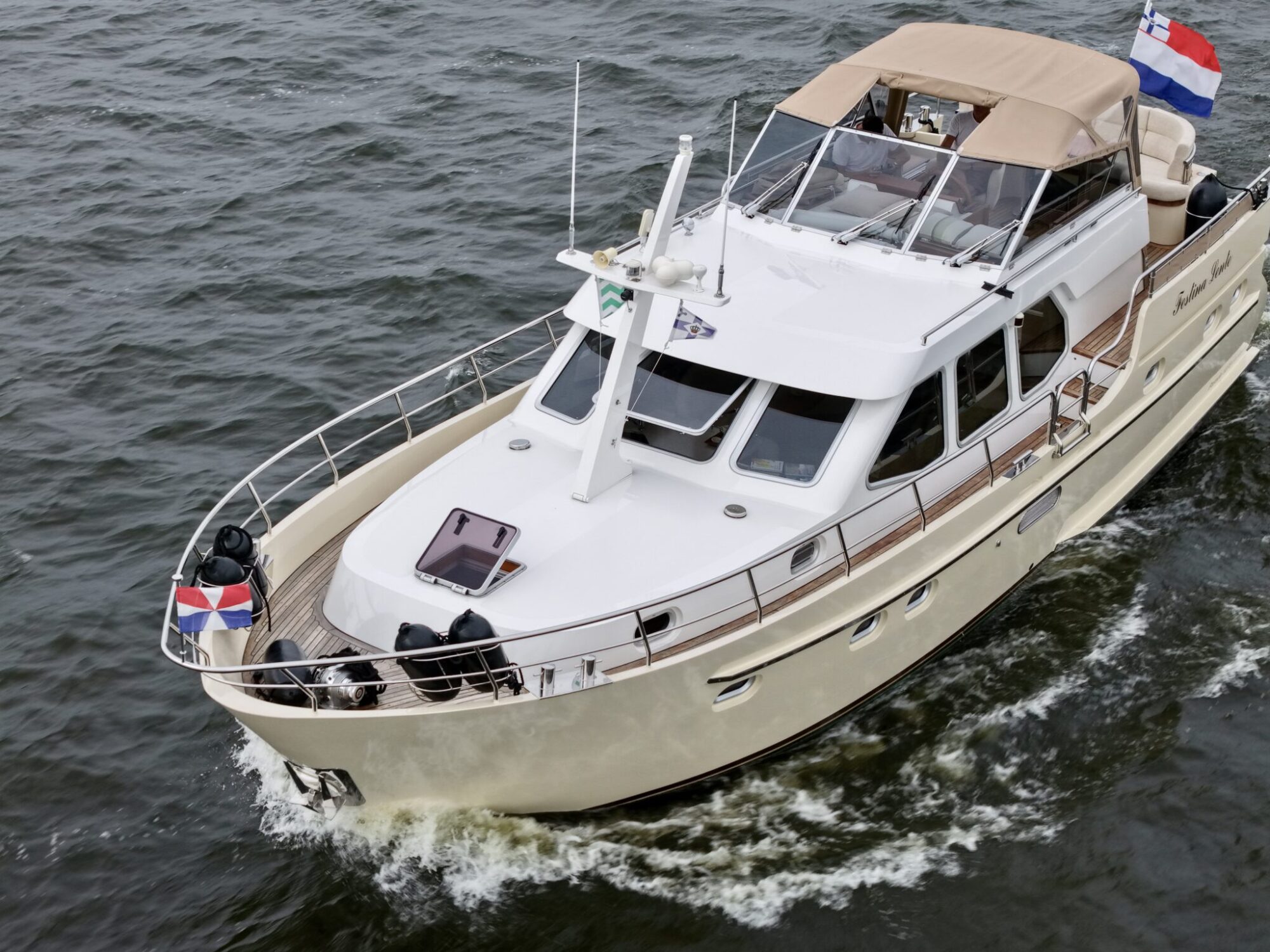 foto: 53 Van Vossen Van Vossen Parade 12.70 AK Exclusive