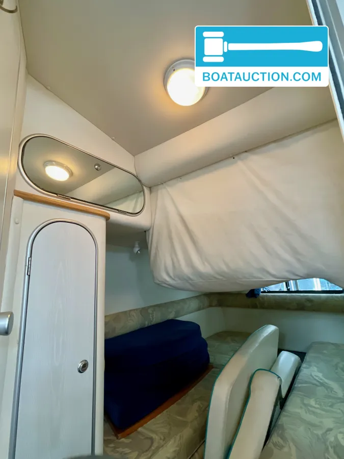 foto: 67 Sealine 310 Sportbridge