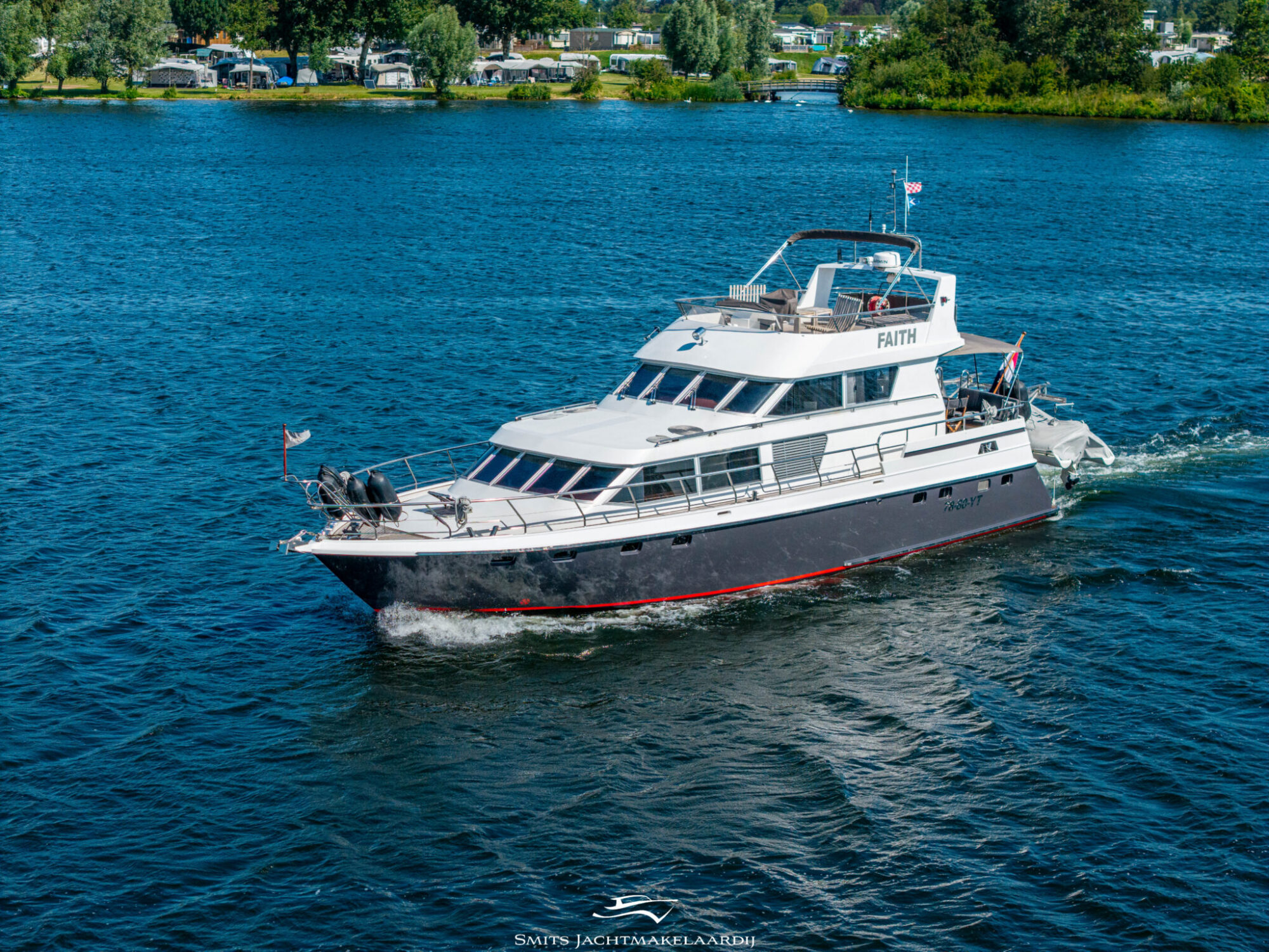 foto: 93 Van der Valk Valk Vitesse 54 Stabilizers