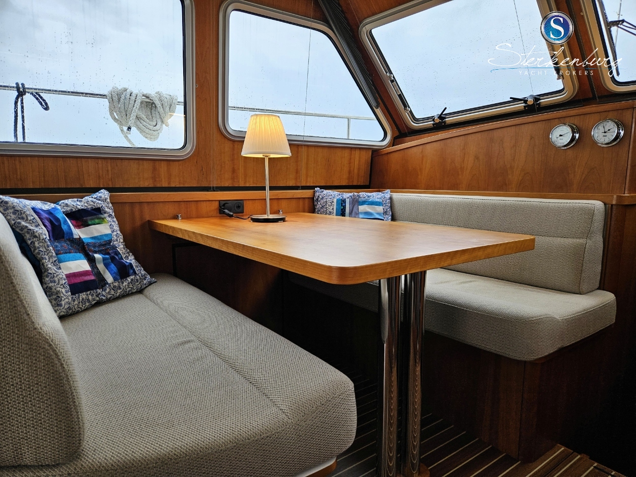 foto: 37 Linssen Grand Sturdy 40.9 Sedan Twin
