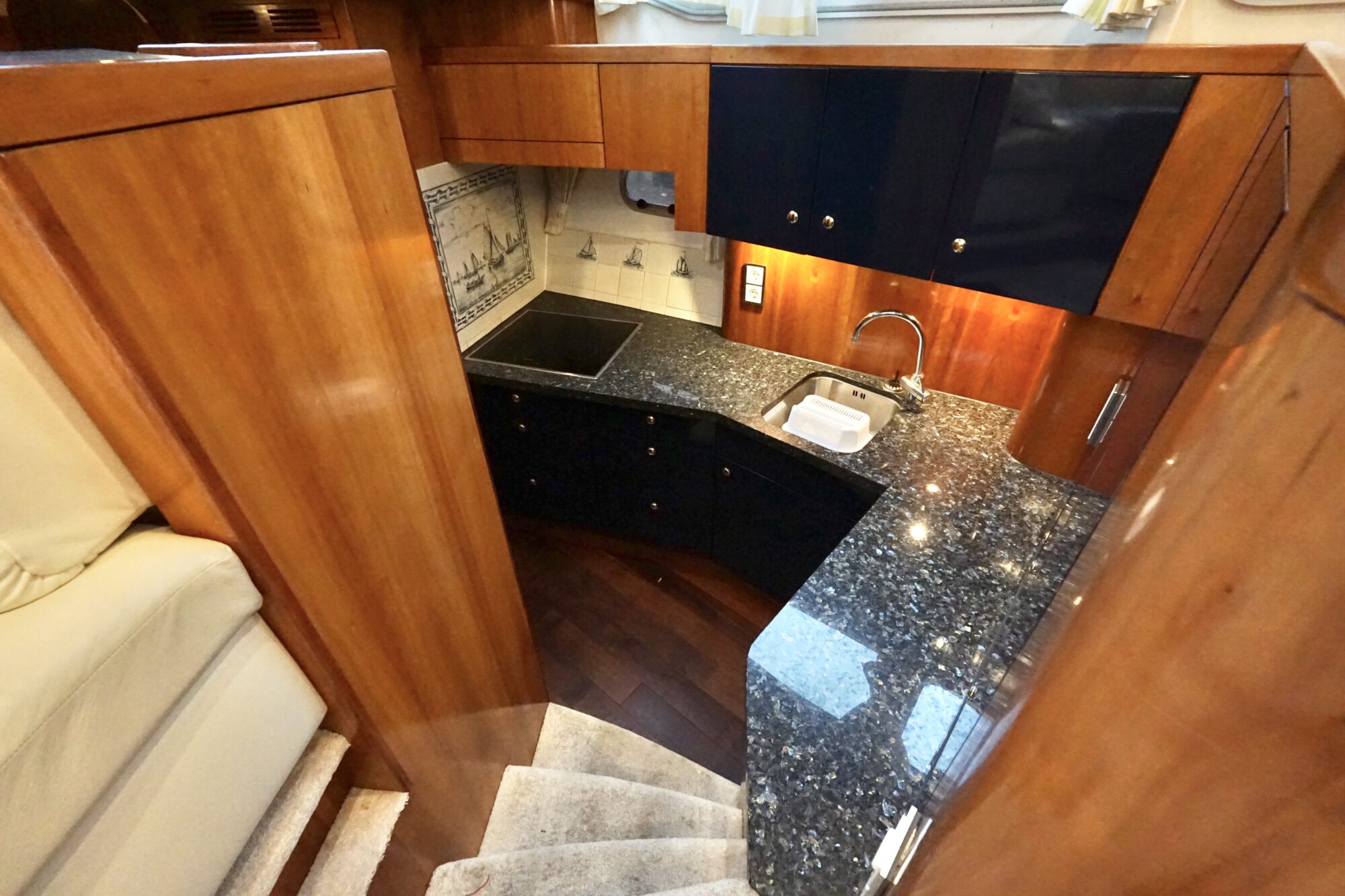 foto: 38 Van der Heijden Van der Heijden 17.00 Dynamic Deluxe VS