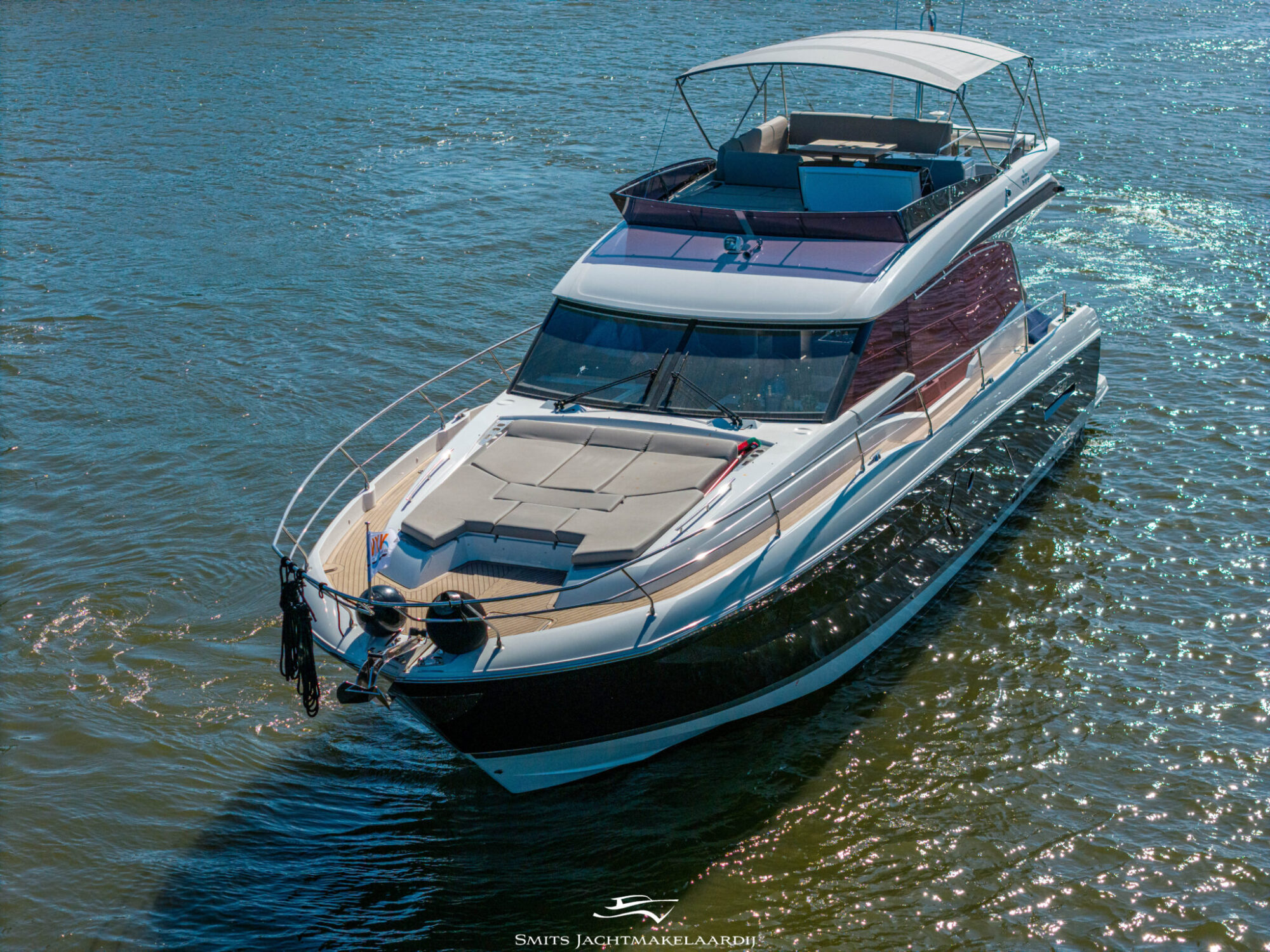 foto: 225 Prestige Prestige 590 Flybridge