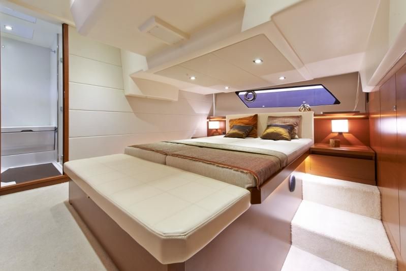 foto: 16 Prestige 450
