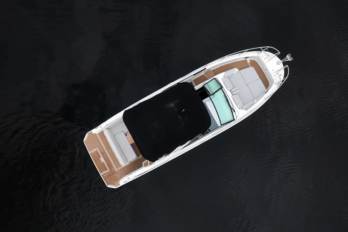 foto: 45 Sea Ray Sundancer 290