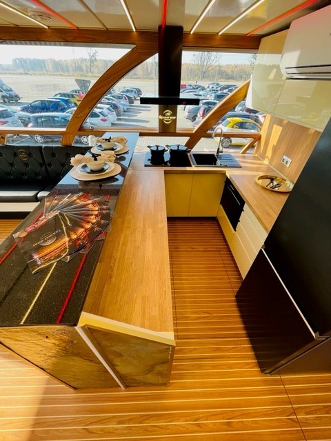 foto: 30 Houseboat Holiday HB 39 Elektrisch En Hybride + Sauna