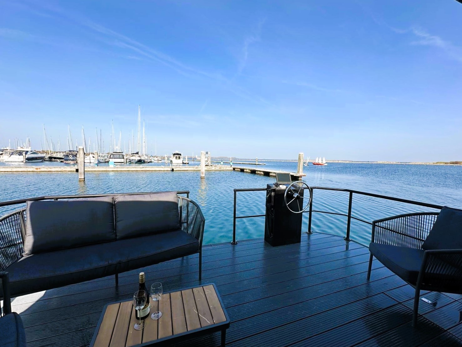 foto: 19 Havenlodge Castalia Houseboat Met Ligplaats