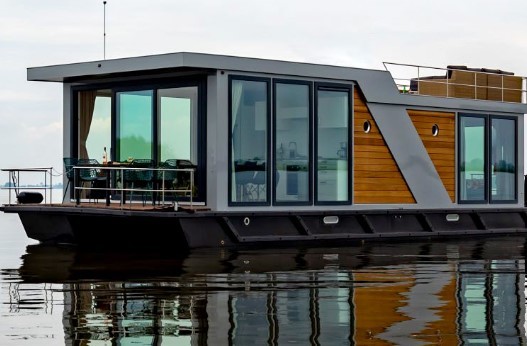 foto: 40 Houseboat Friesland 12.75 X 4.50 (inboard Engine)