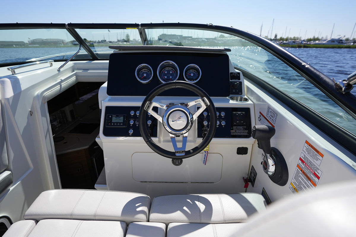 foto: 91 Sea Ray Sundancer 265