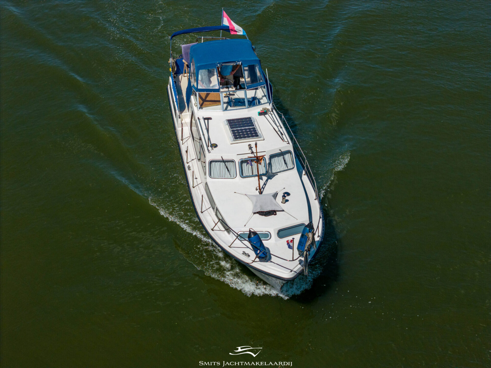 foto: 40 Neptunus Neptunus 107