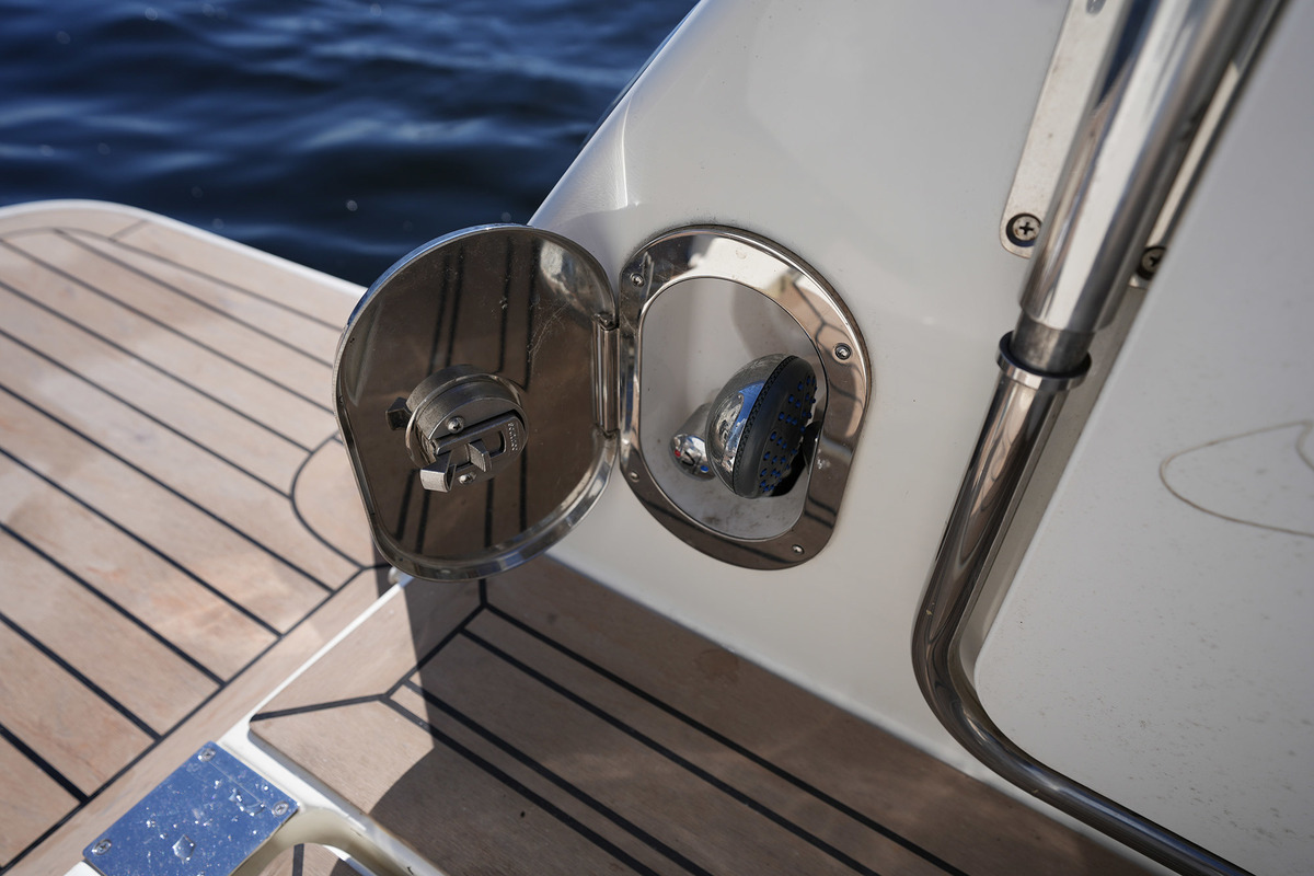 foto: 89 Sea Ray Sundancer 265