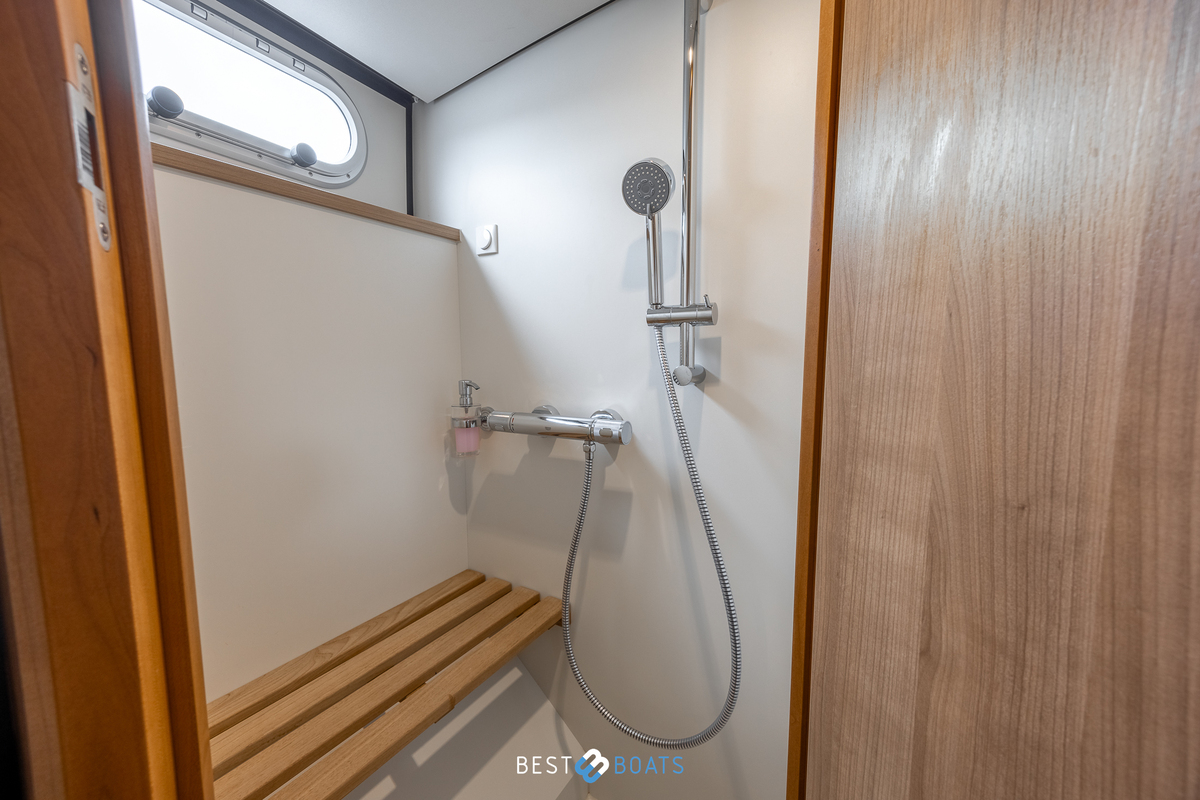 foto: 46 Linssen Grand Sturdy 35.0 AC INTERO