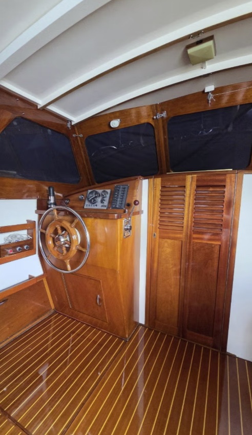 foto: 6 Crown cruiser  9,45