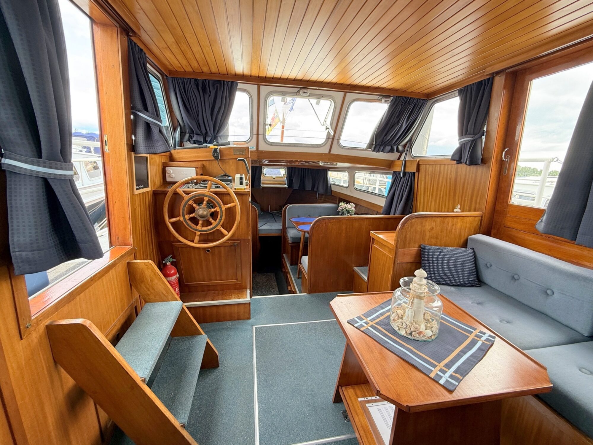 foto: 31 Hollandia Hollandia 10.00 AK Cabrio