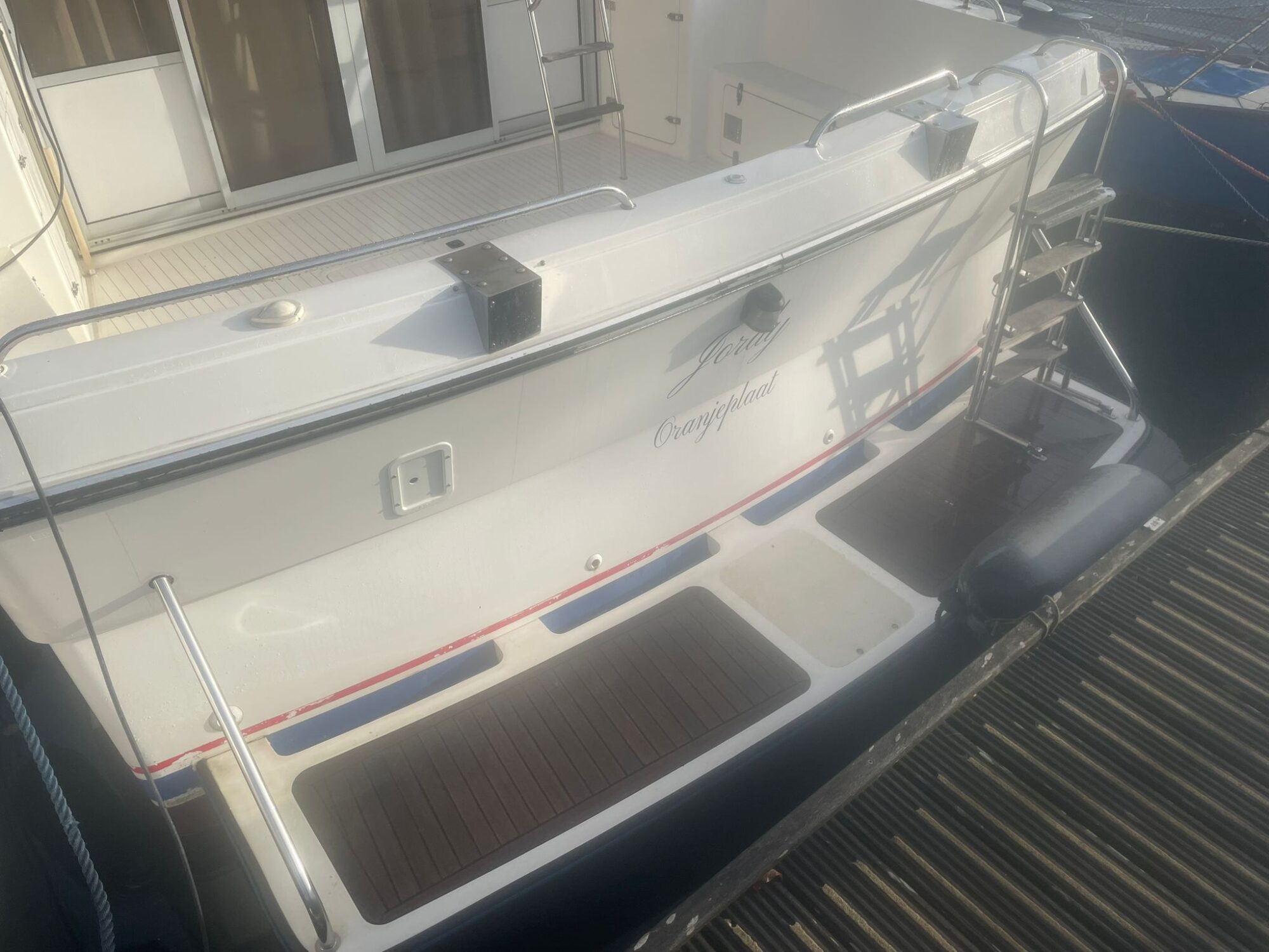 foto: 77 Princess Princess 415 FB