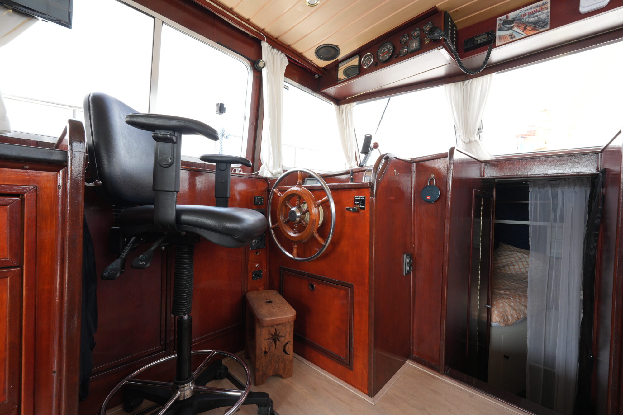 foto: 80 Barkas Barkas 11.00 OK
