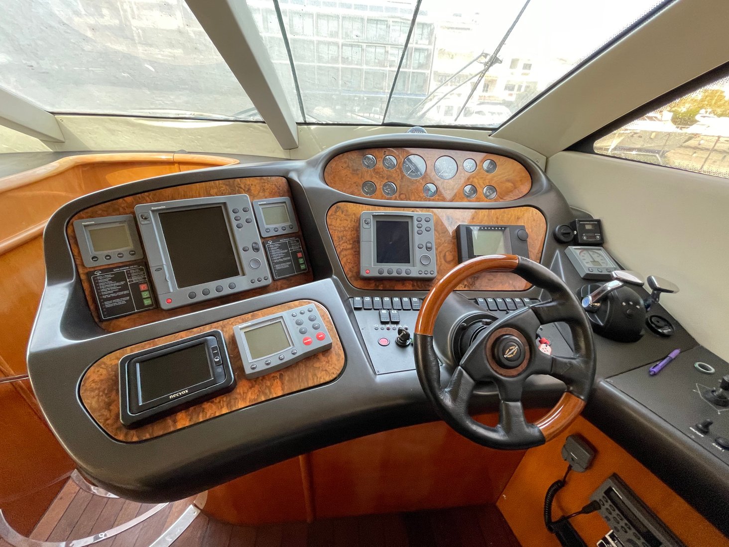 foto: 15 Sunseeker Manhattan 74