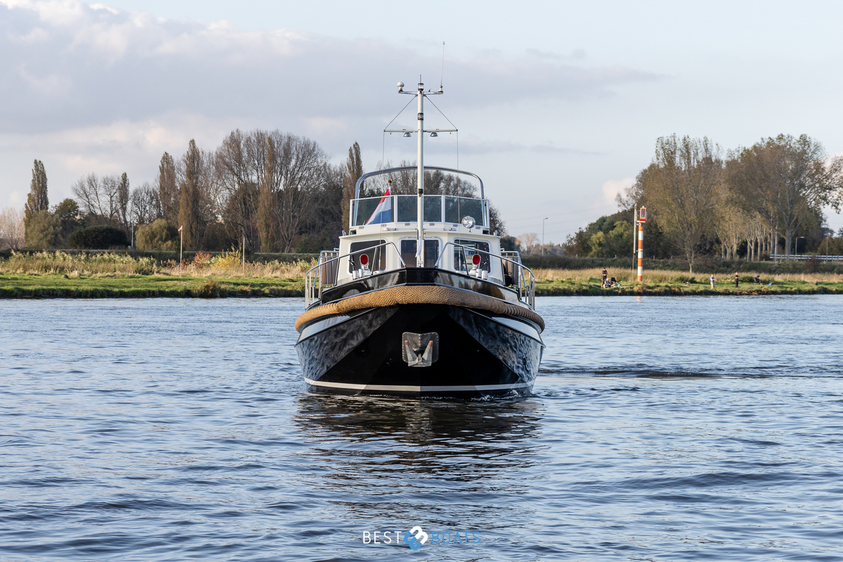 foto: 7 Linssen CLASSIC STURDY 400 AC