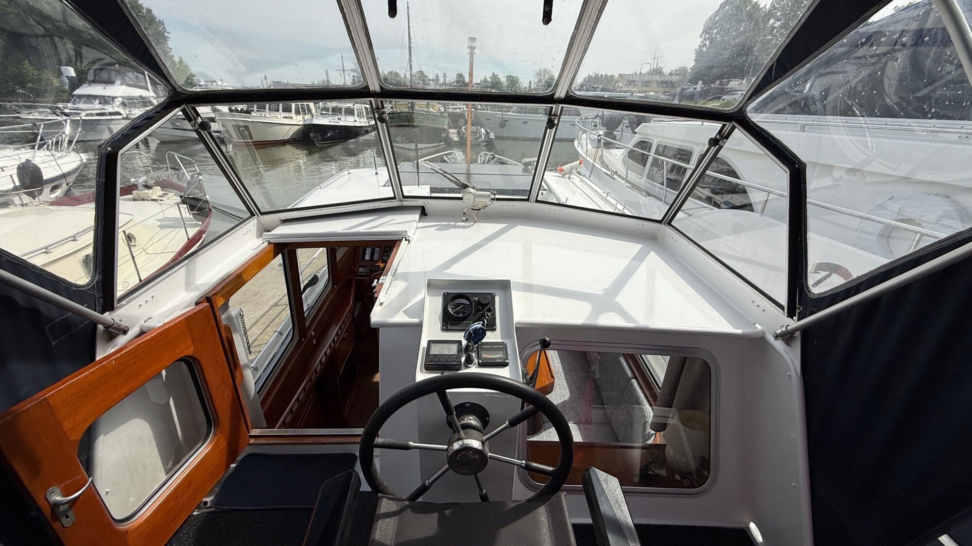 foto: 74 Pedro Pedro Kruiser 30 AK Cabrio