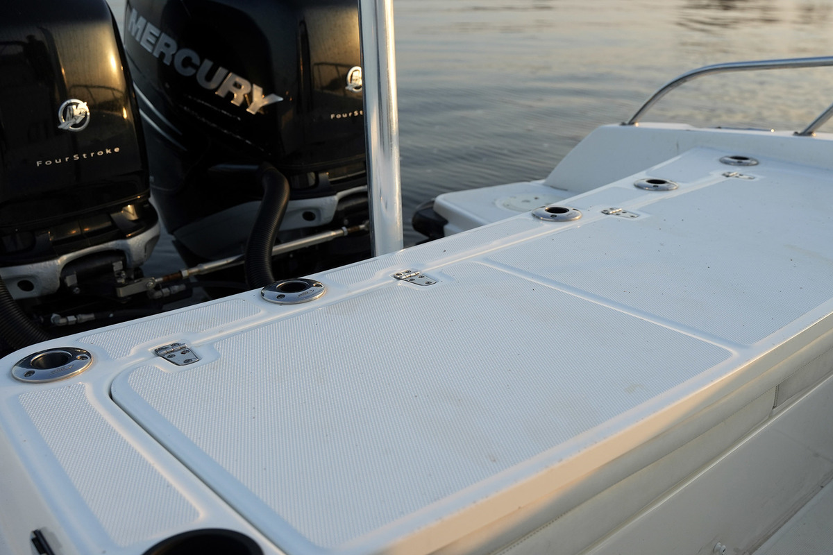 foto: 65 Boston Whaler 270 Dauntless