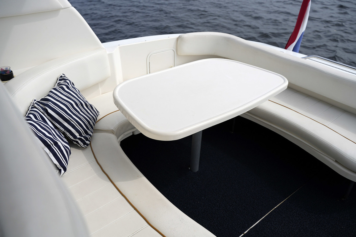 foto: 95 Sea Ray 310 Sundancer