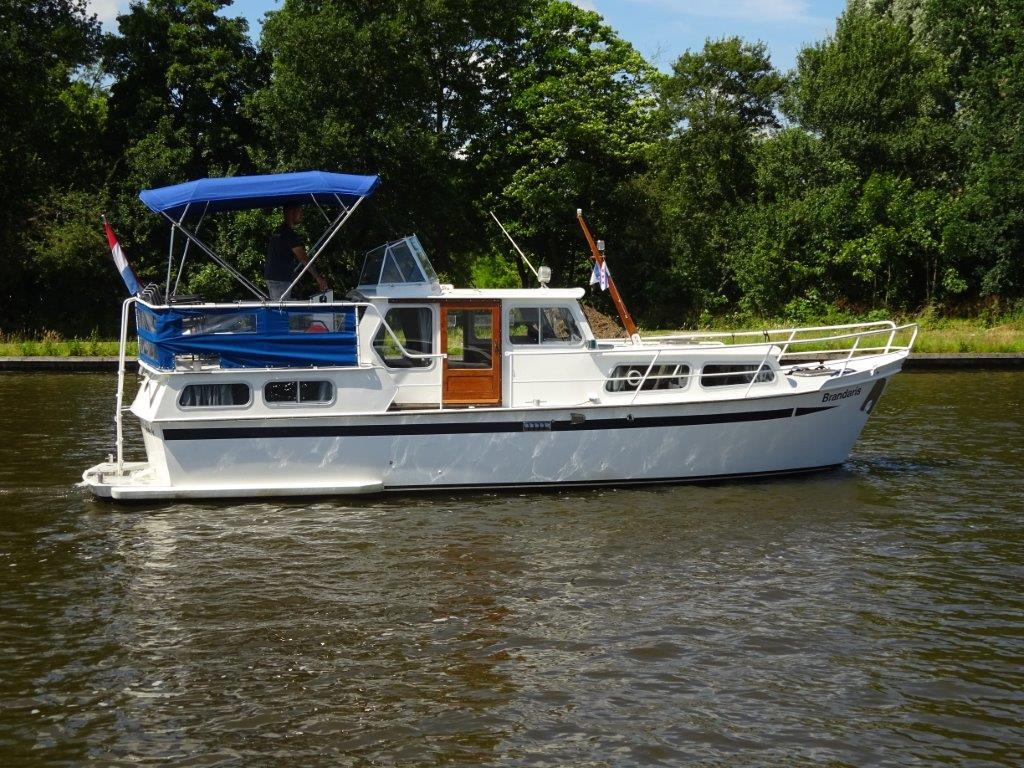 foto: 26 Pedro Kruiser 1000 AK