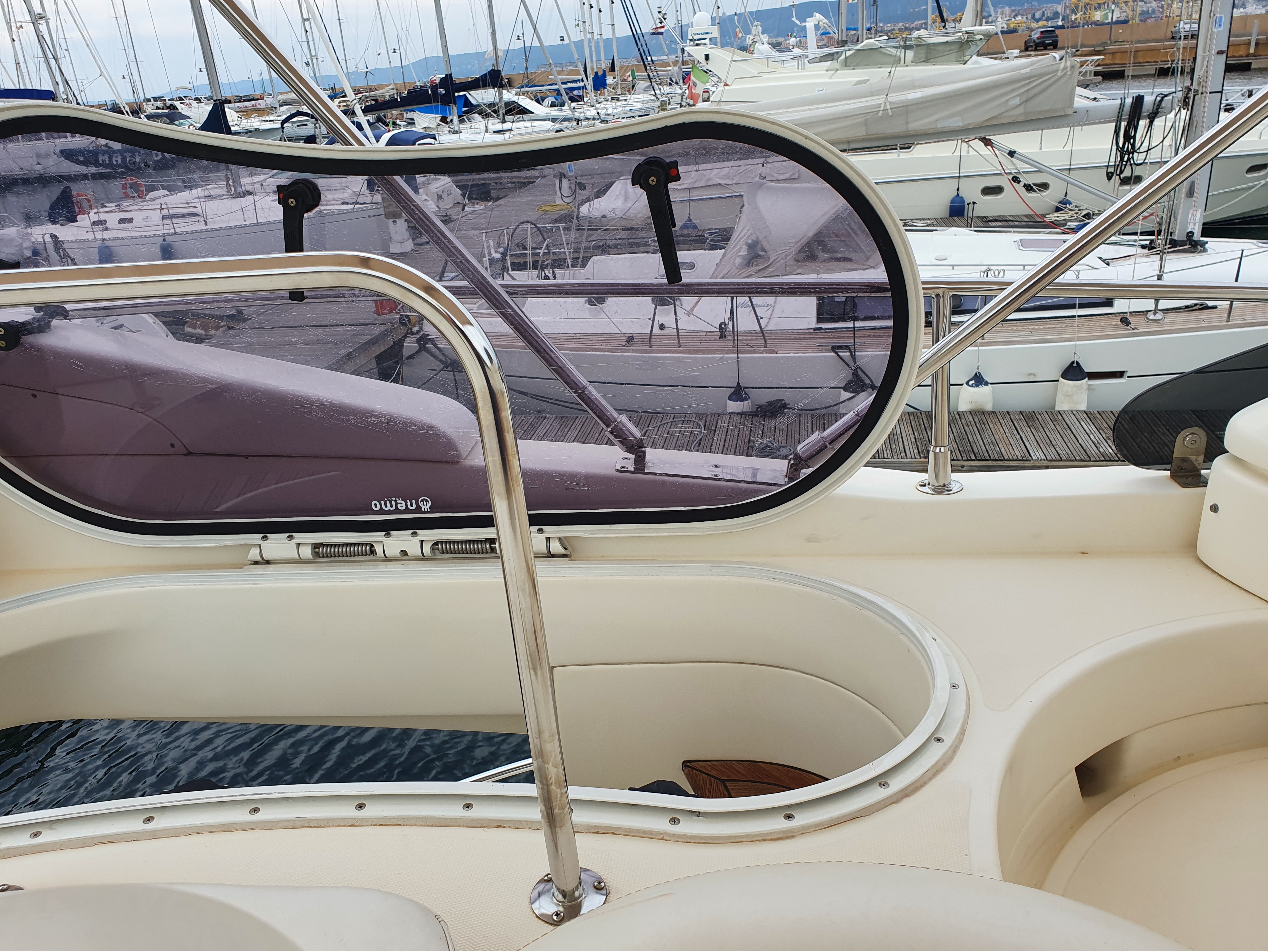 foto: 56 Azimut 42 Fly Evolution