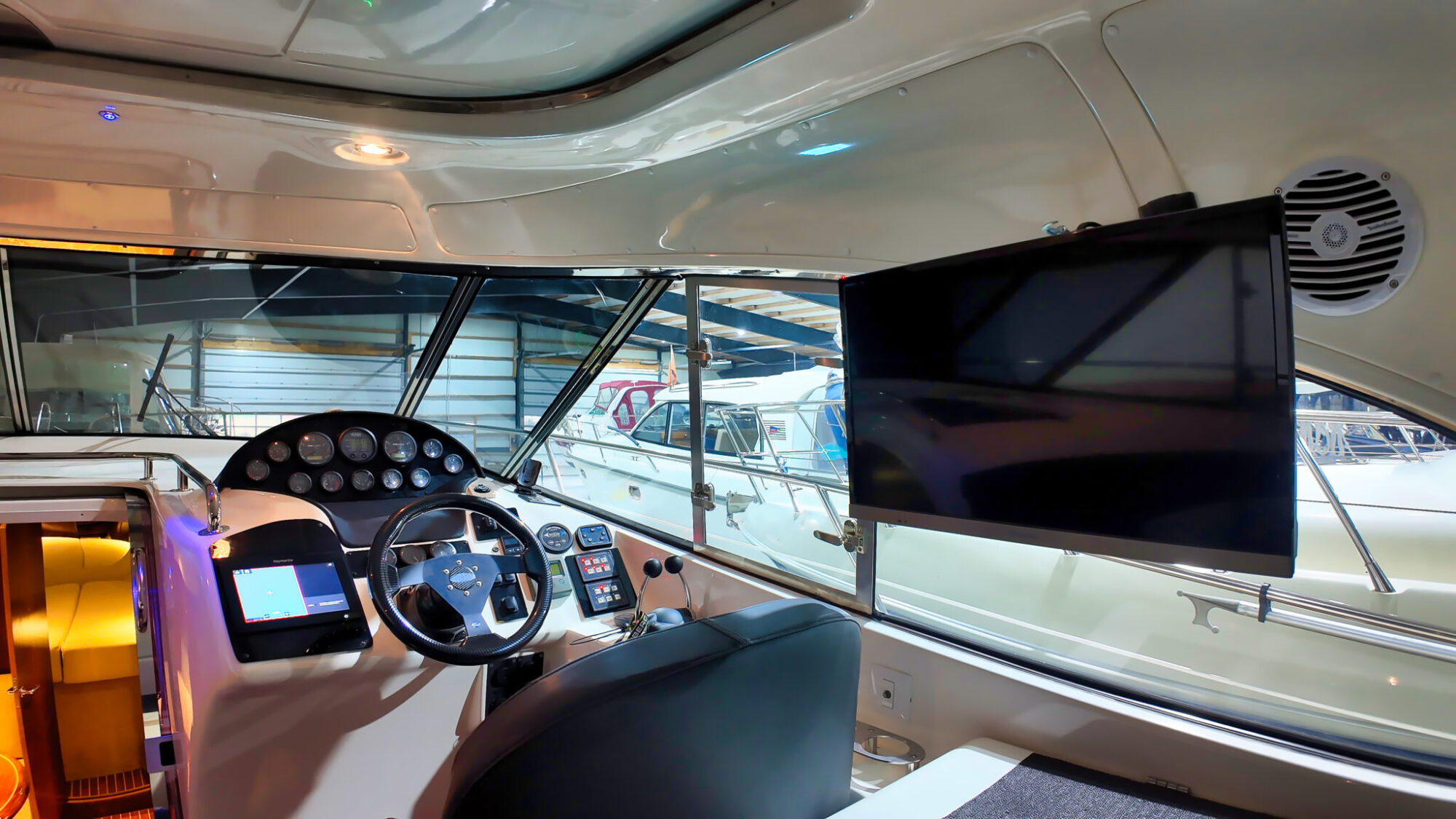 foto: 38 Bavaria Bavaria 37 HT Hardtop