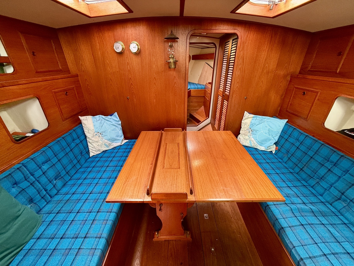 foto: 101 Tradewind 33