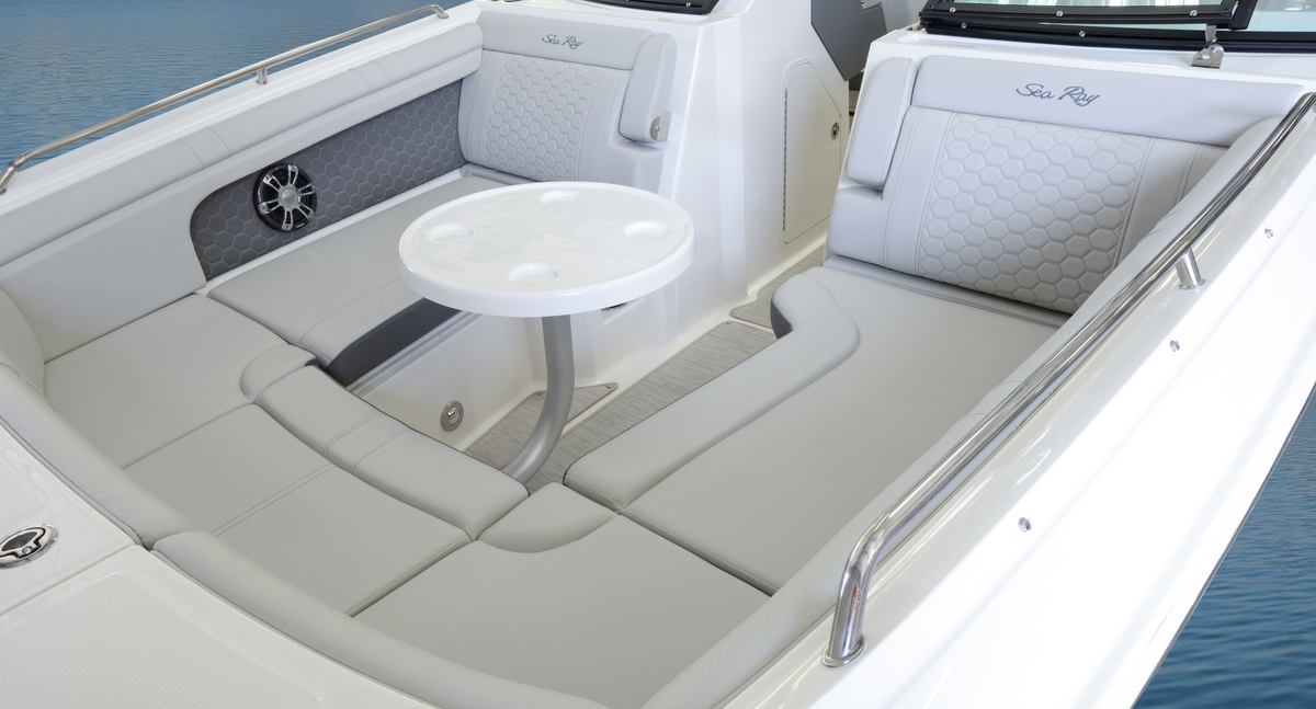 foto: 11 Sea Ray SDX 290 Outboard