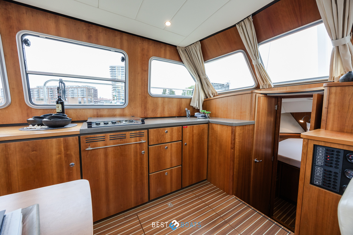 foto: 41 Linssen Grand Sturdy 34.9 AC