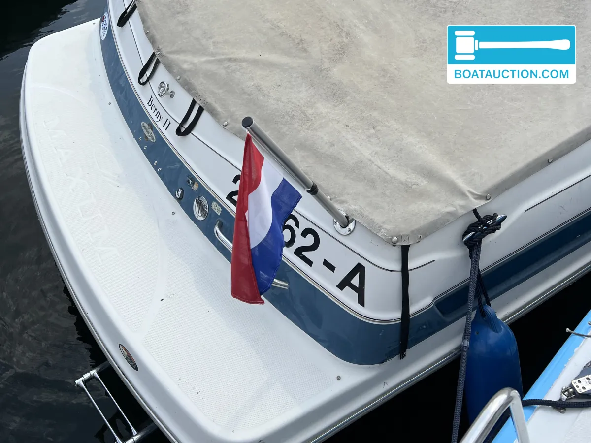 foto: 10 Maxum 2100 SC