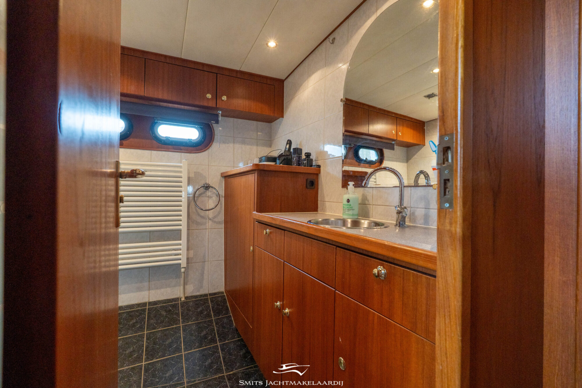 foto: 85 Van den Hoven Van den Hoven Allure 155 Cabrio