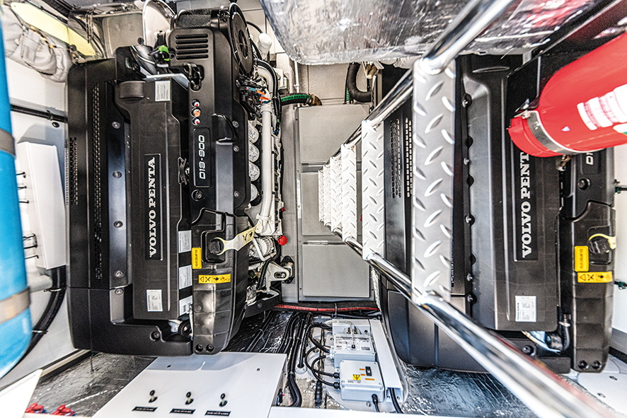 foto: 18 Sunseeker Predator 60 Evo