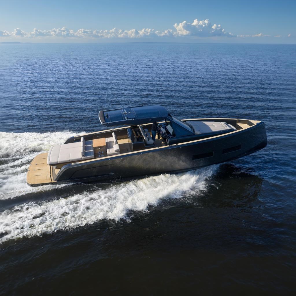 hoofdfoto: 1 Pardo Yachts 43