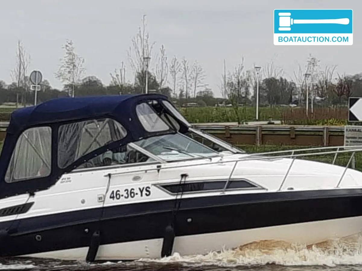foto: 17 Chaparral 2370 SL