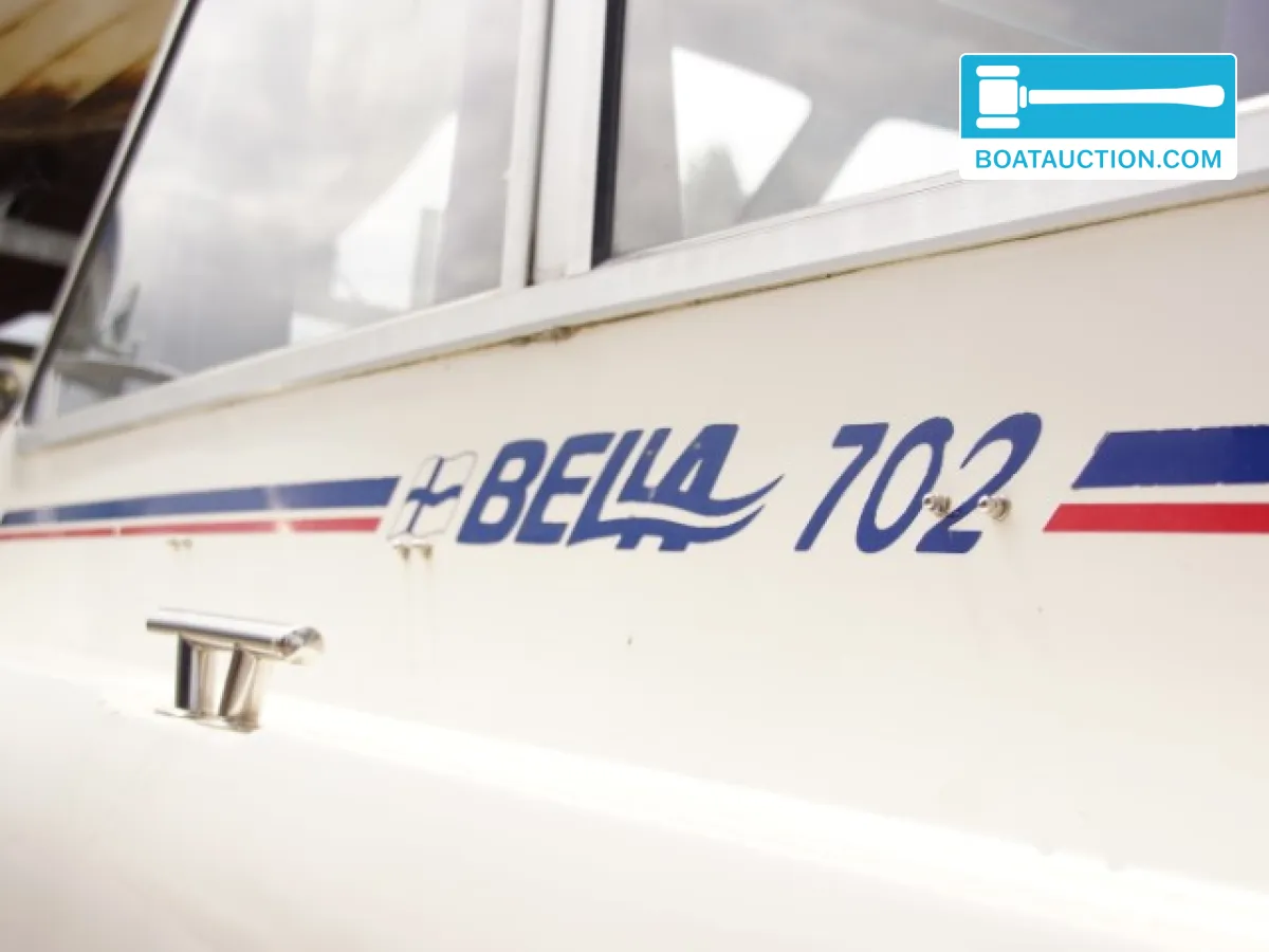 foto: 40 Bella 702