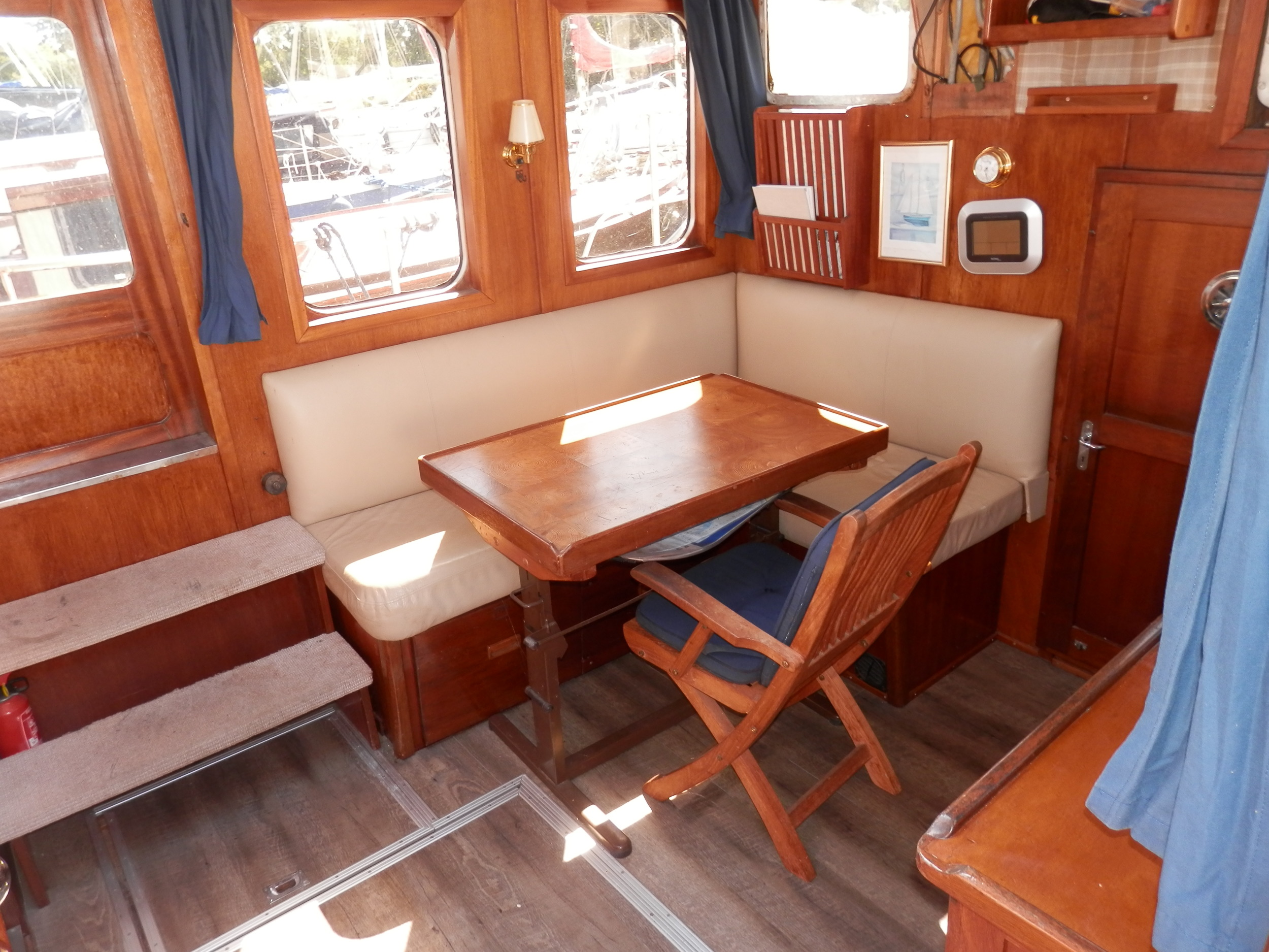 foto: 119 MOTORSAILER Kallipygos 10.00