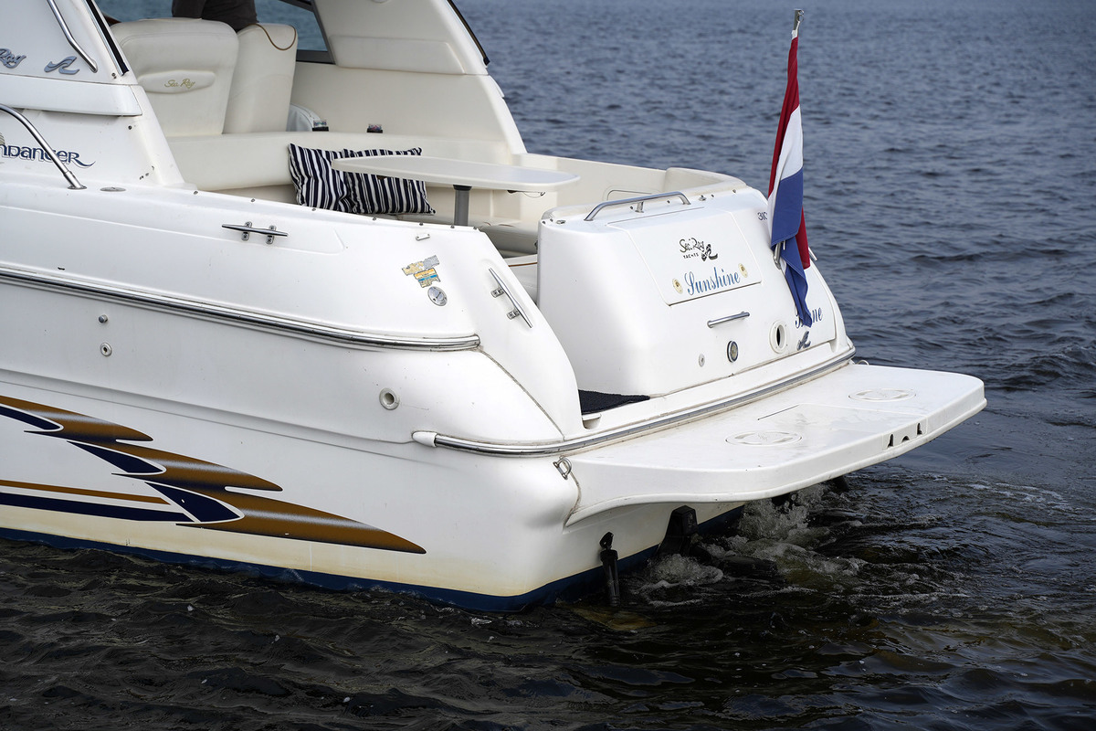 foto: 89 Sea Ray 310 Sundancer