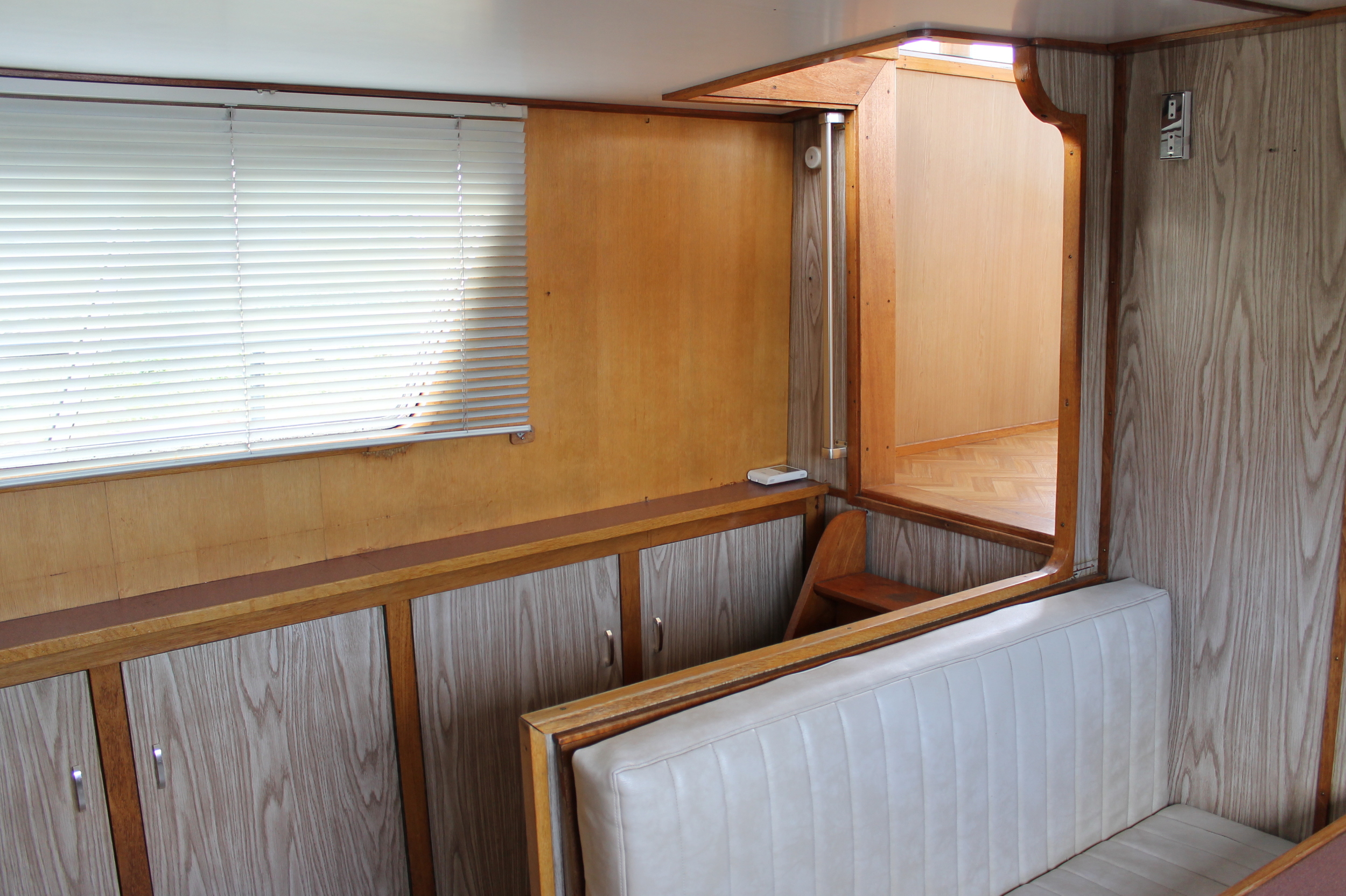 foto: 89 Tjalk Varend Woonschip 19.99