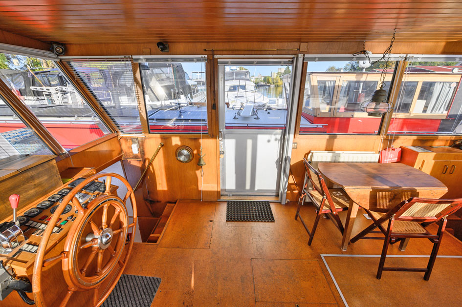 foto: 65 Luxe Motor 21.18 met UBC