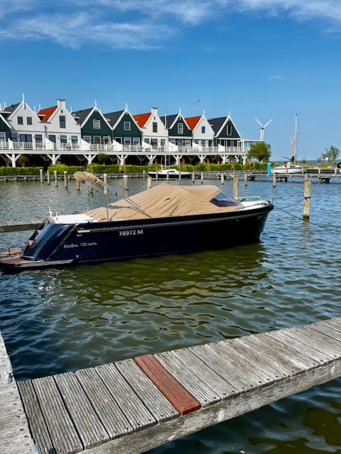 foto: 11 Maxima 720 (jong gebruikt)