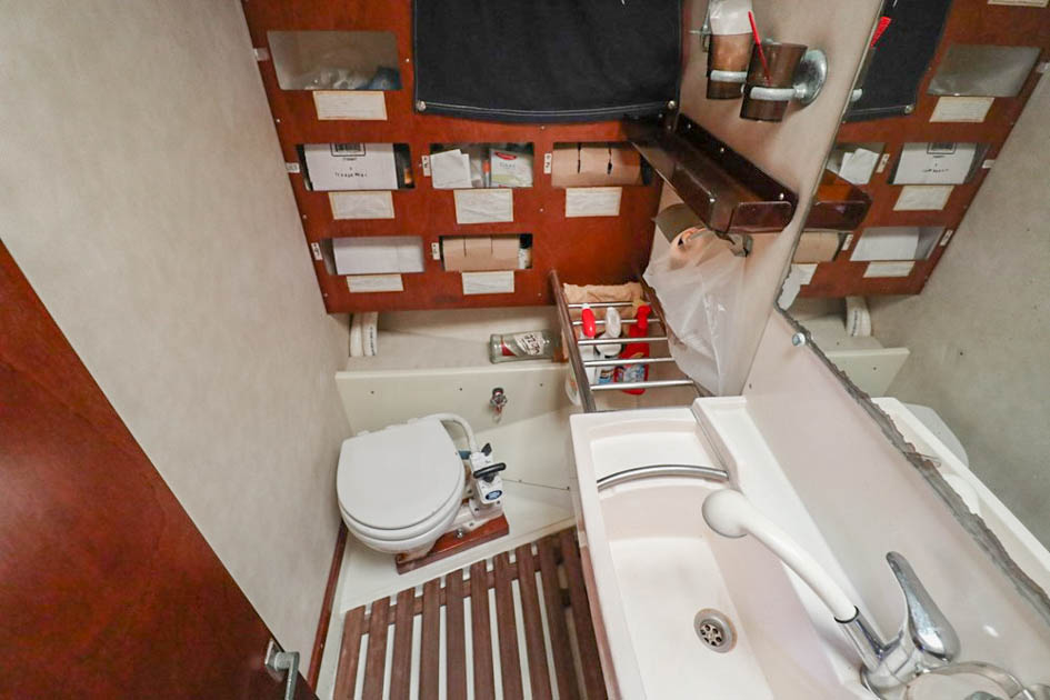 foto: 37 Amel Meltem 52