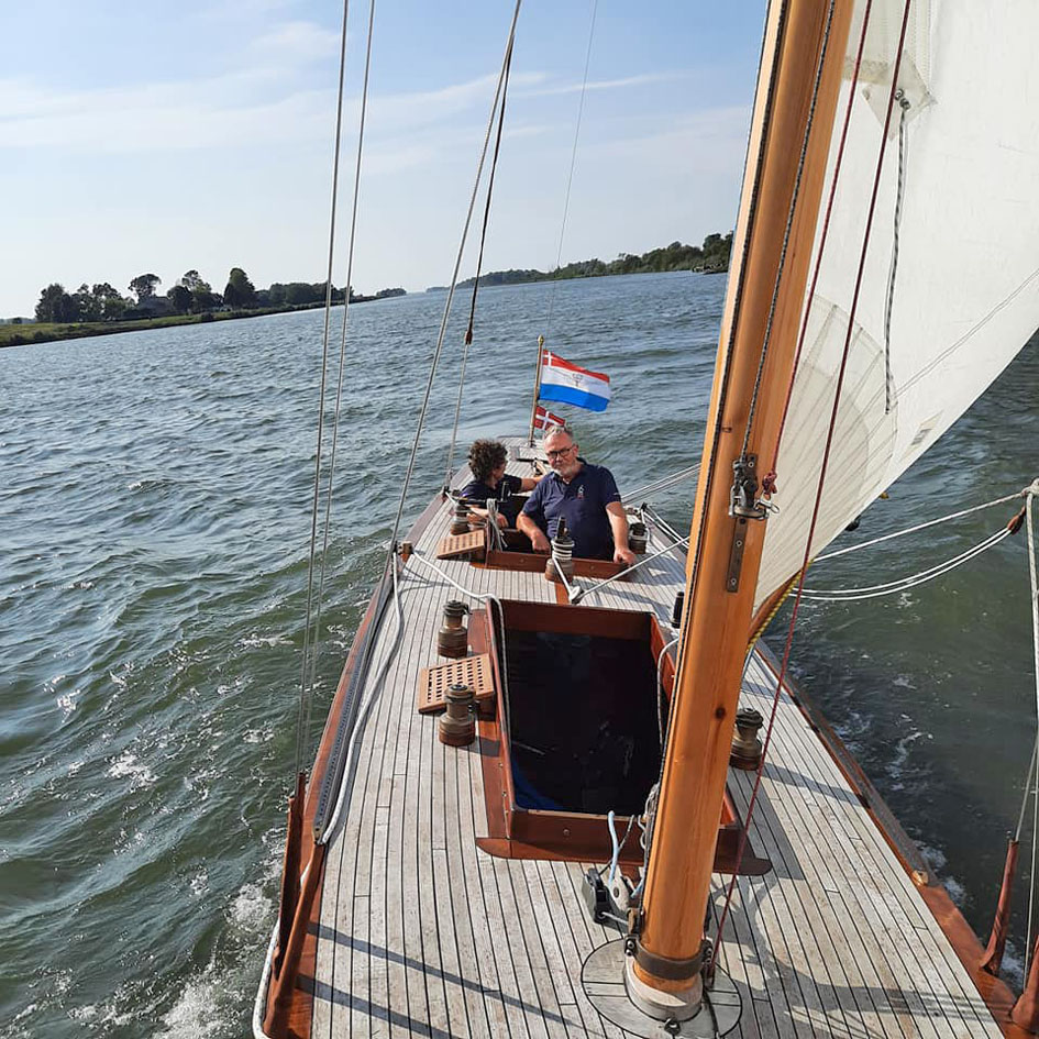 foto: 48 6mR Klassiek Zeiljacht 11.48
