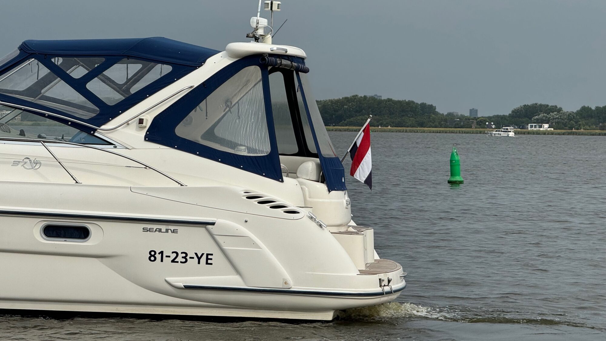 foto: 81 Sealine Sealine S37